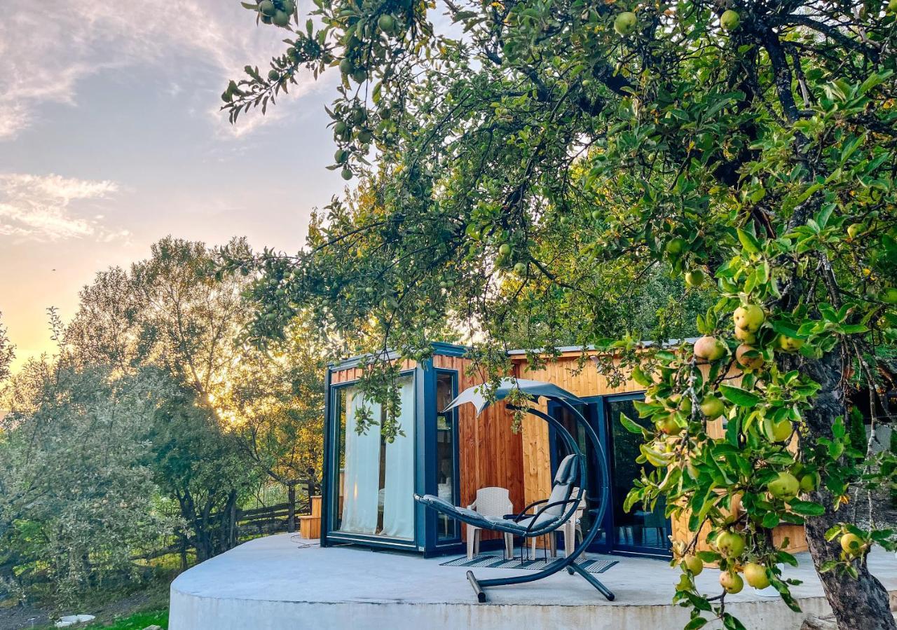 Elysian Fields - The Island Tiny House Acomodação com café da manhã Sadu Exterior foto