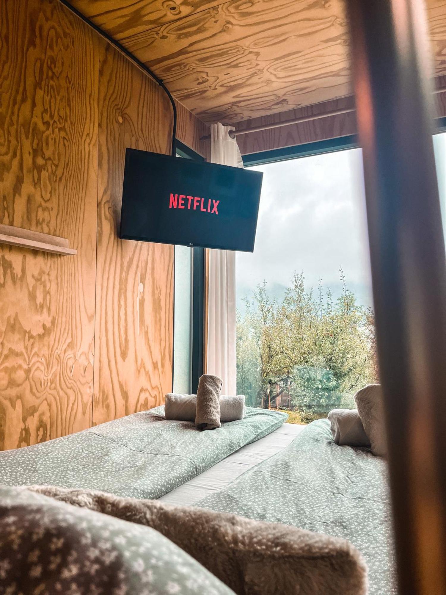 Elysian Fields - The Island Tiny House Acomodação com café da manhã Sadu Exterior foto