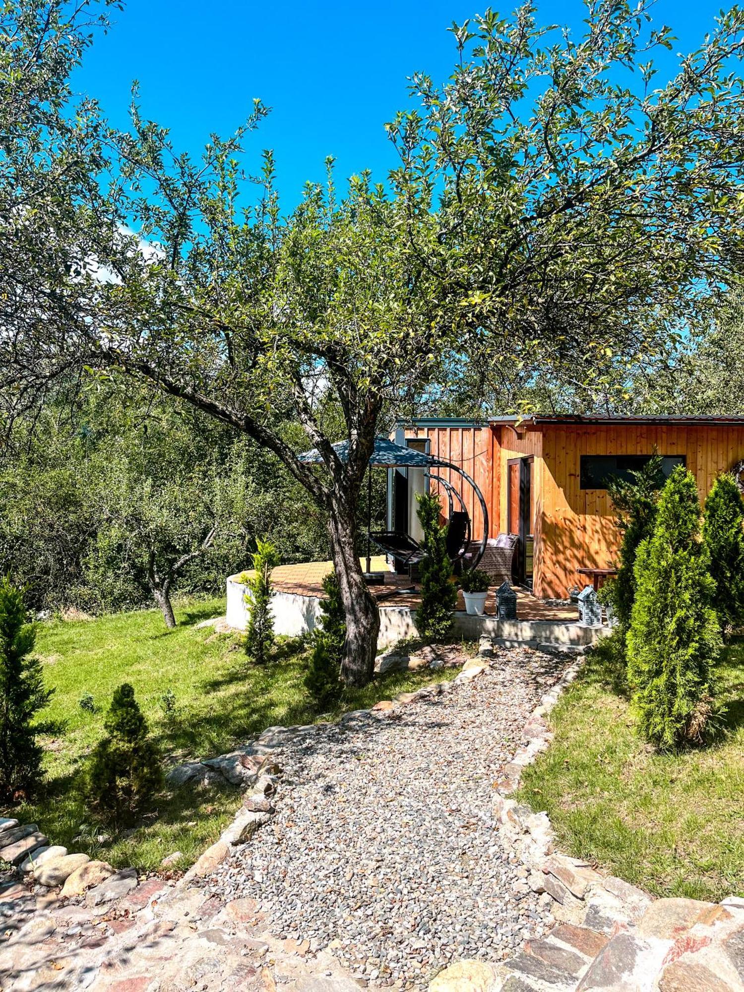 Elysian Fields - The Island Tiny House Acomodação com café da manhã Sadu Exterior foto